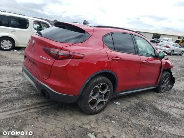 Alfa Romeo Stelvio 2.0 Turbo Veloce Q4 - 3