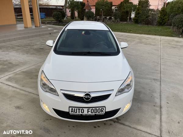 Opel Astra Sports Tourer 2.0 CDTI - 31