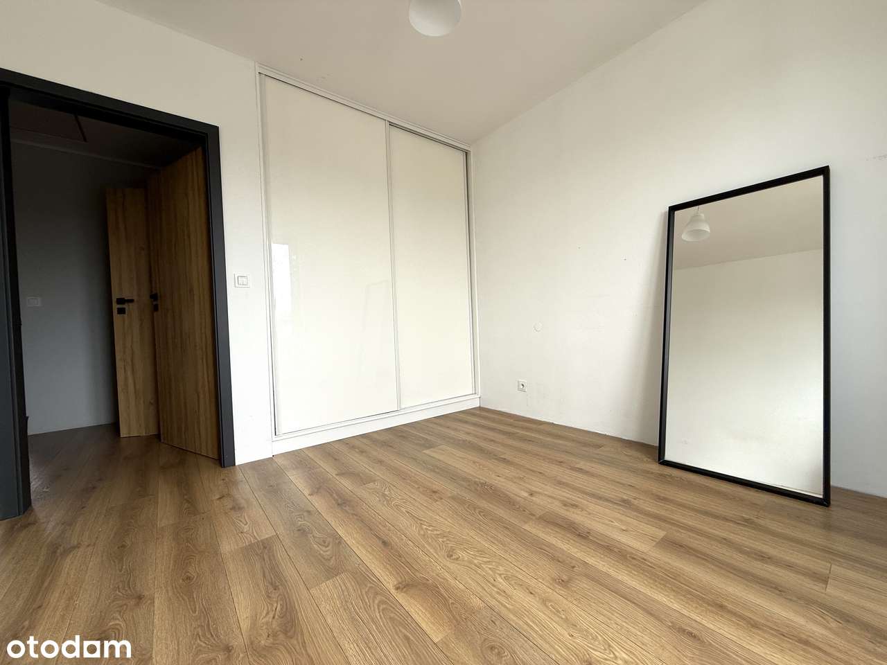 Dom szeregowy 114 m² | 4 pokoje | Milicz | 2018 rok LOTNISKO Fiołkowa-4