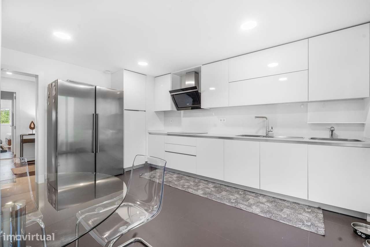 Apartamento T5 + 1 com piscina, Bairro da Martinha, Cascais-13