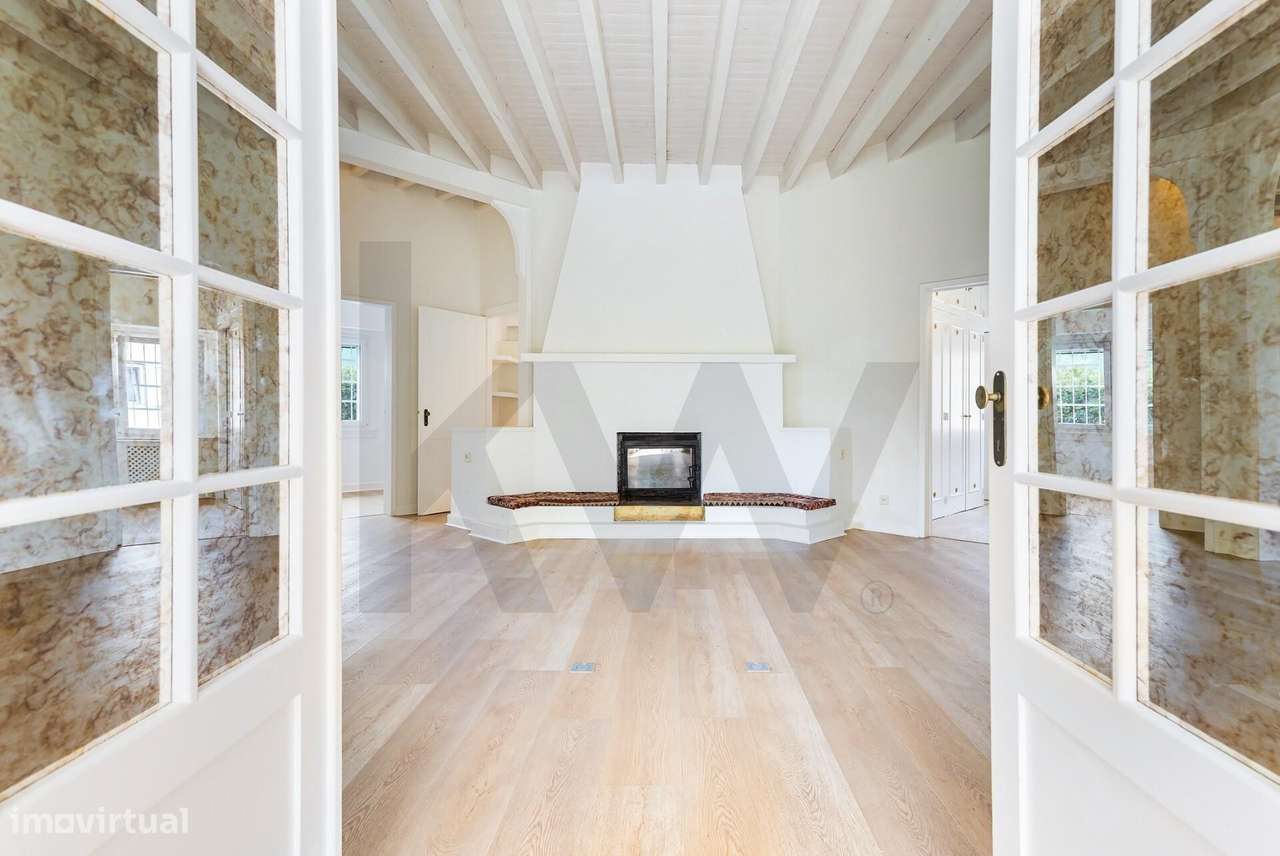 Exclusivo Chalé Octogonal dos Anos 40 no Coração do Triângulo Dourado - Grande imagem: 4/46