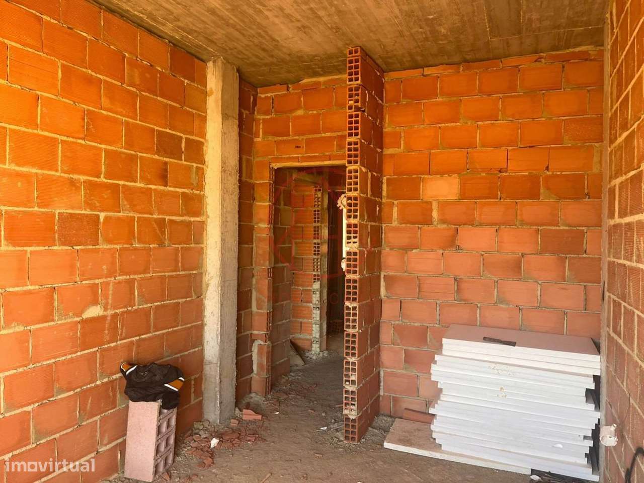 Nova Moradia Térrea T4 - Grande imagem: 5/34