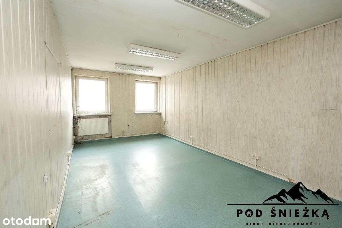 Dwie kamienice przy przejściu granicznym - tylko 2-19