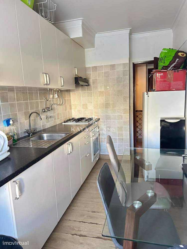 Apartamento T2 para venda em Cacém-16