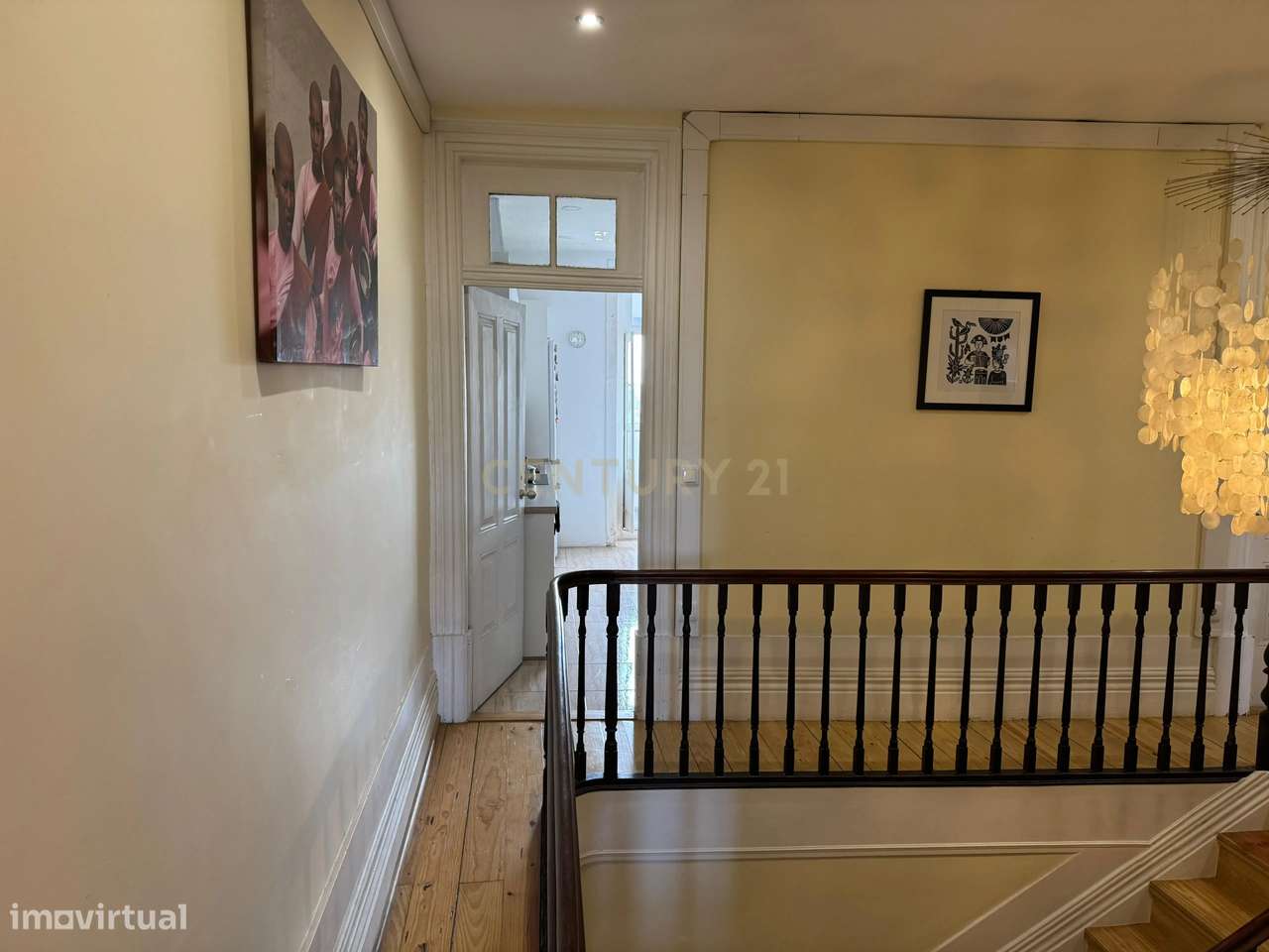 Prédio de Charme na Praça da República – Centro do Porto-8