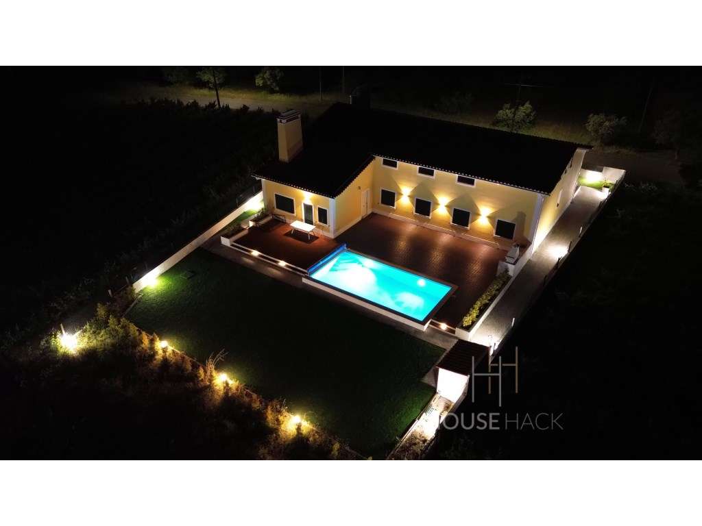 Moradia com piscina junto à Barragem de Castelo de Bode-50