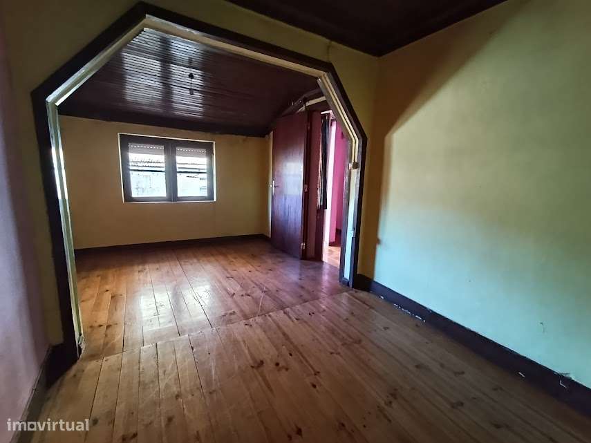 Moradia T4 p/remodelar, Póvoa, Figueira de Lorvão, a 20 km de Coimbra-31