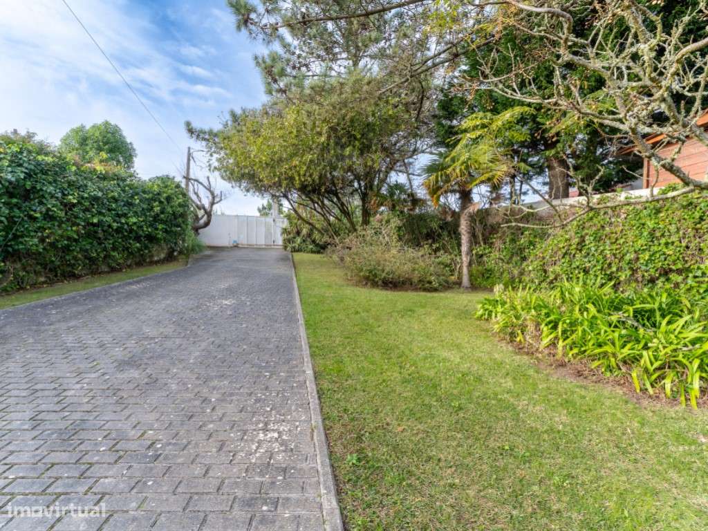 Fantástica moradia situada em Venda Nova- São Martinho do Porto-56