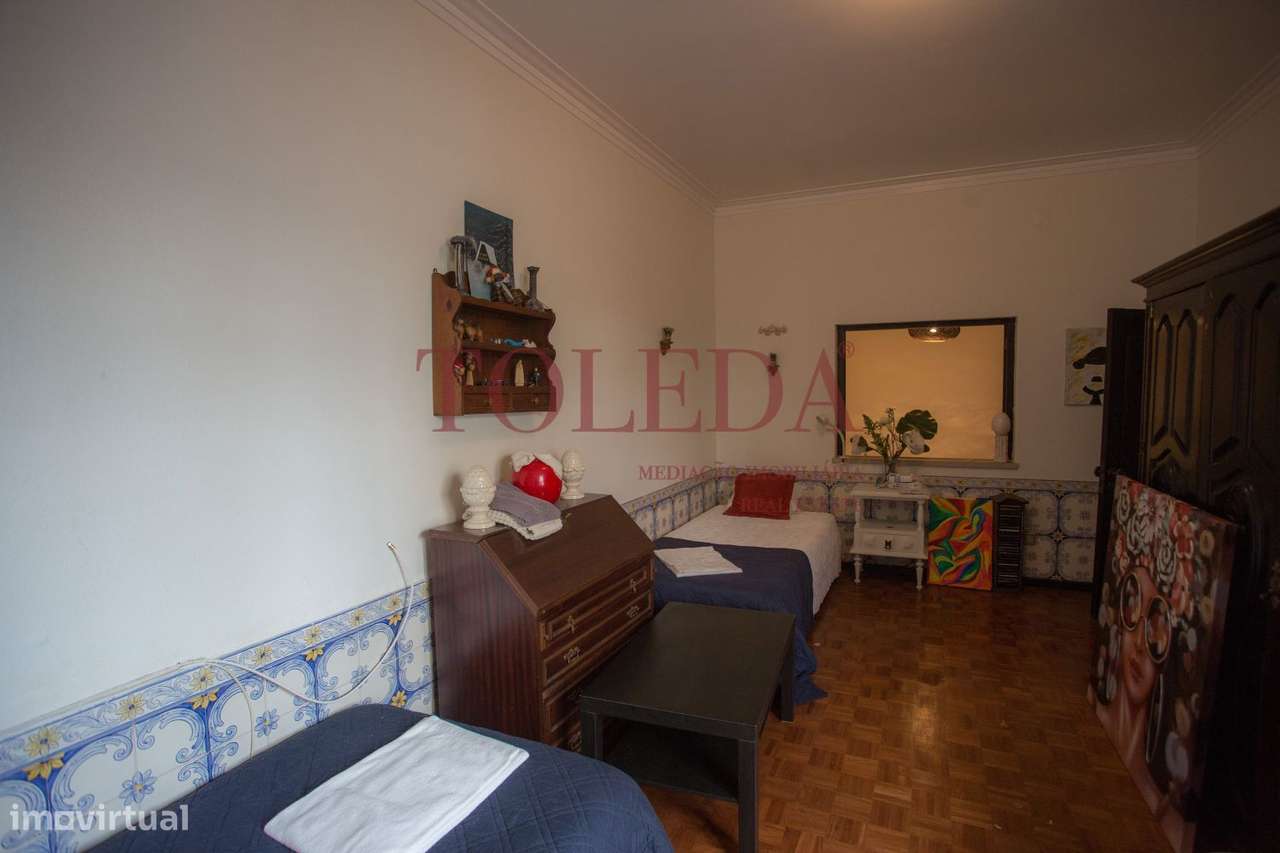 Moradia T7 em Almeirim-45