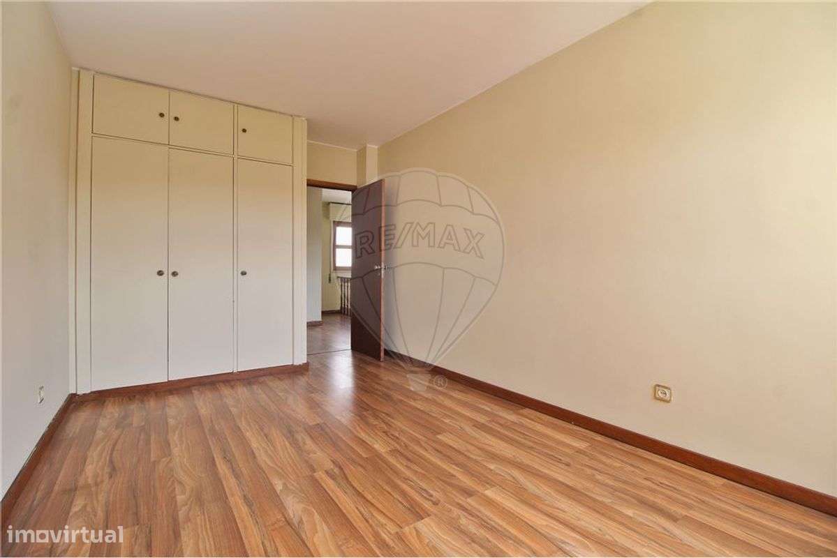 Moradia T3 - Quinta do Olho D´ Água - Esgueira-13