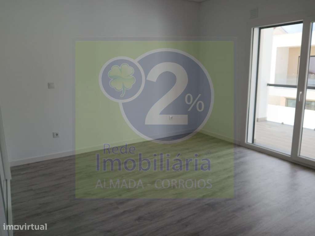 Moradia T3+1, Térrea-31