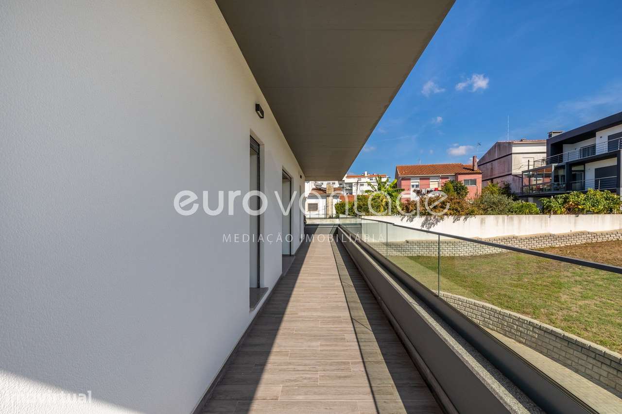 Apartamento T3 de Excelentes áreas-32