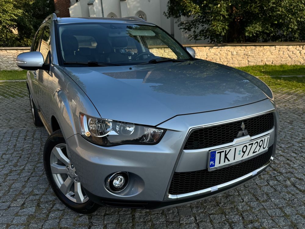 Mitsubishi Outlander II (2006-2013) 2.0 2WD Invite 2011