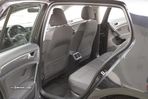 VW Golf 1.6 TDI Confortline - 23