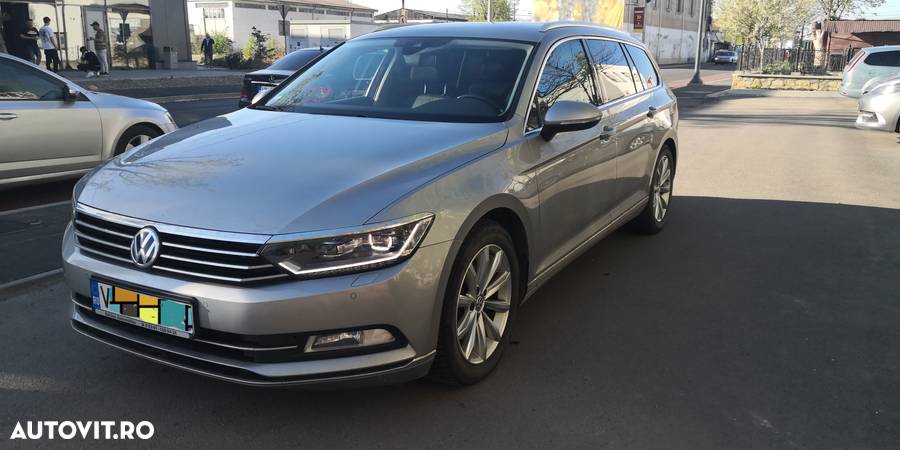 Volkswagen Passat Variant 2.0 TDI DSG Highline - 2