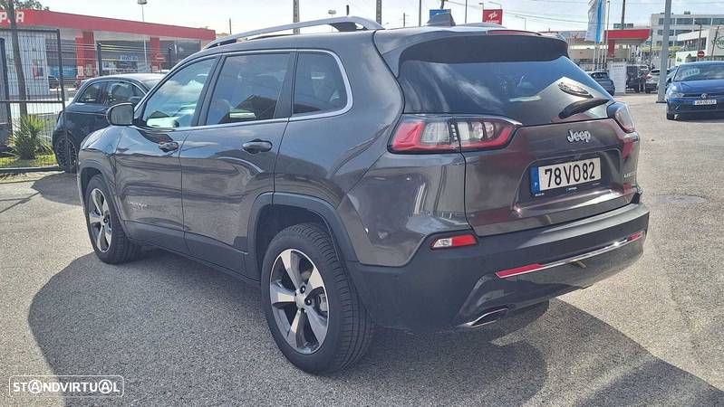 Jeep Cherokee 2.2 D Limited - 32