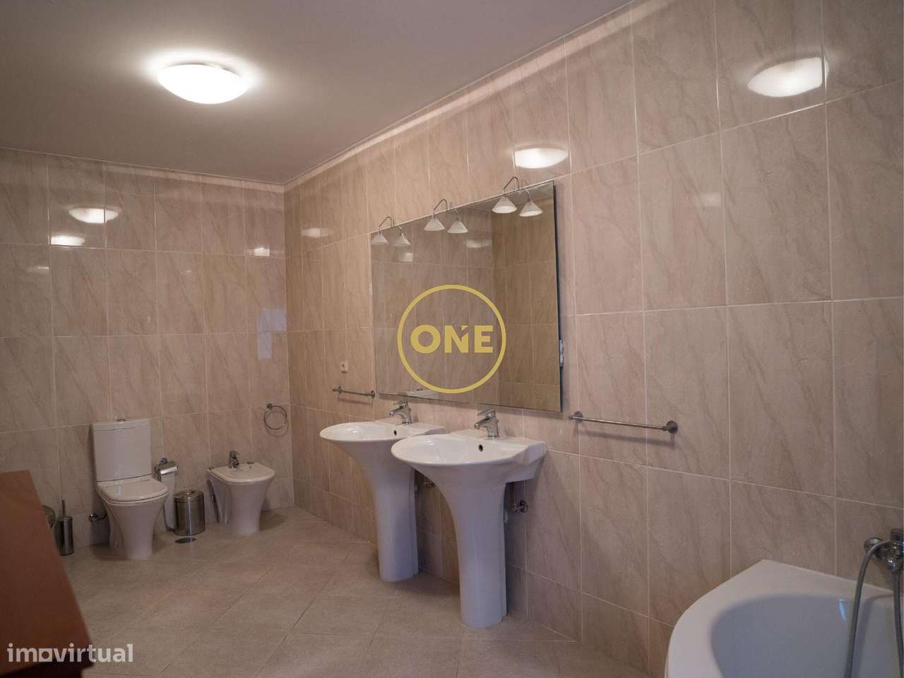 Moradia Independente em Mariz - Grande imagem: 4/19