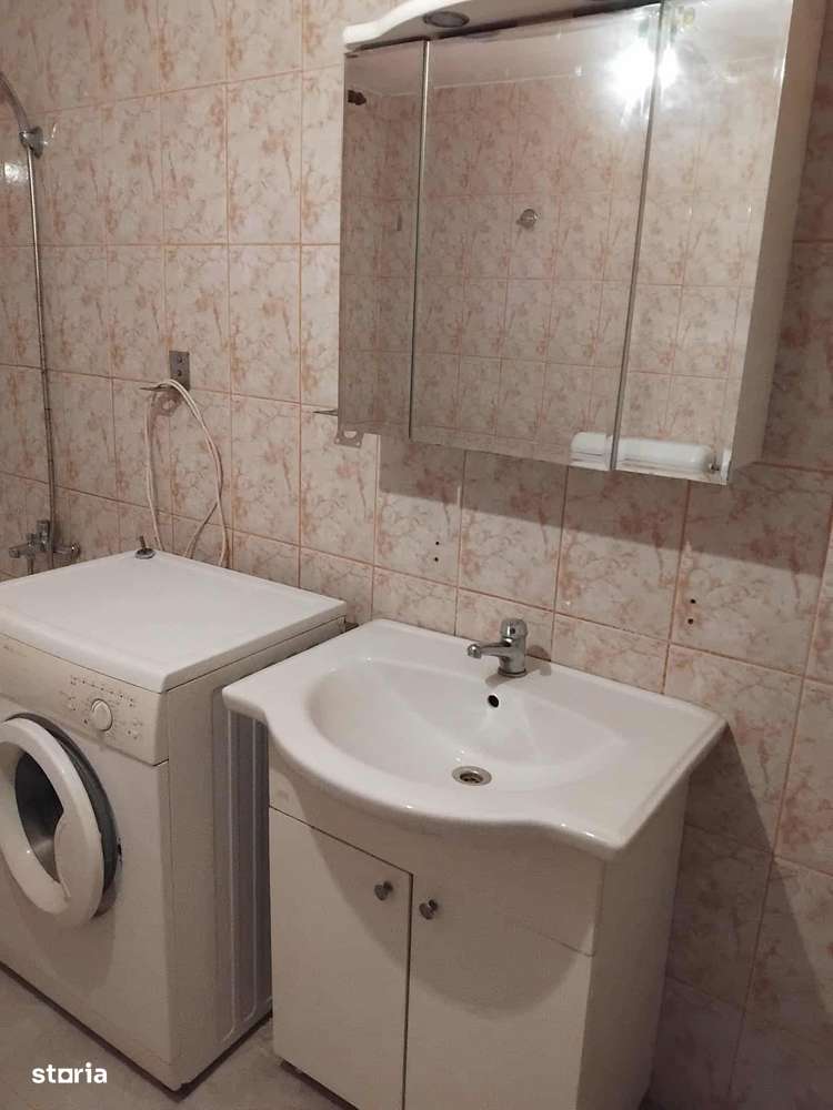 Vând vila  la o distanta de 15min de Roman sau schimb cu apartament - Imagine principală: 4/11