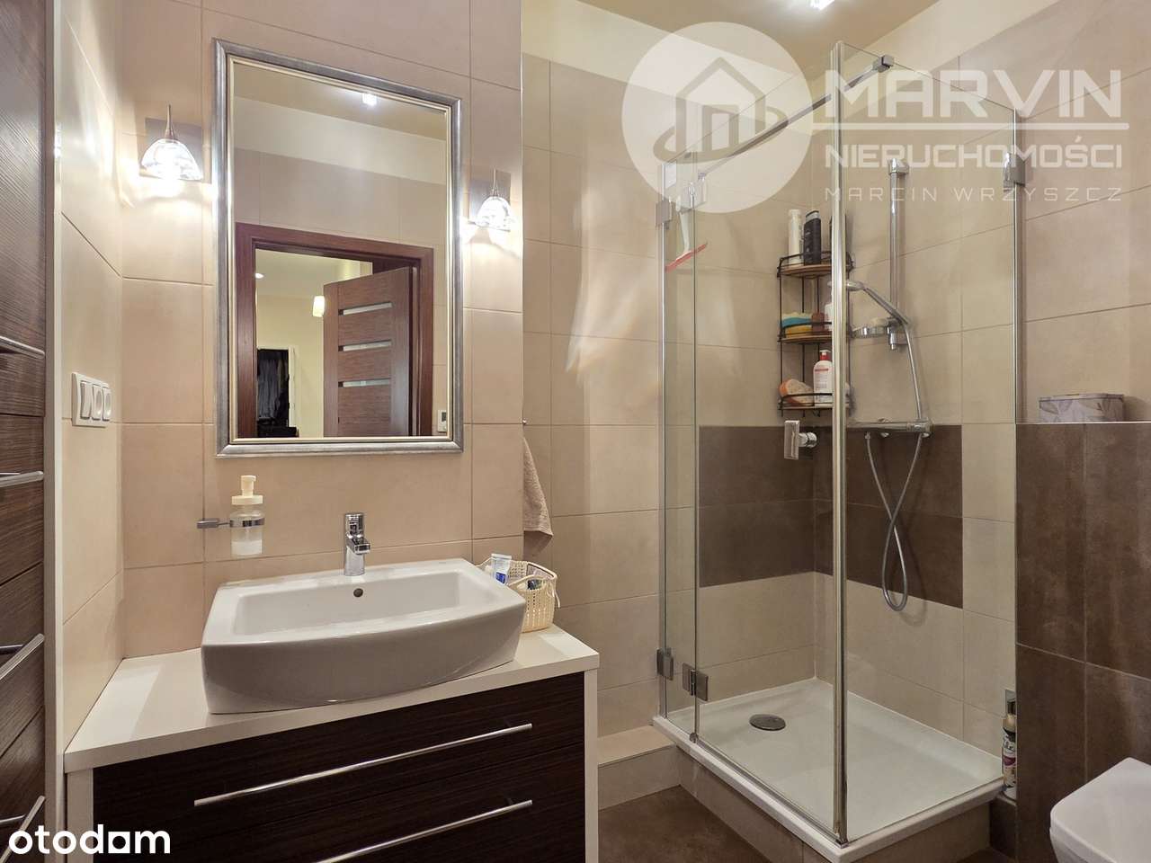 SMART HOME z garderobą, garażem i dużą piwnicą – ul. Wergiliusza-17