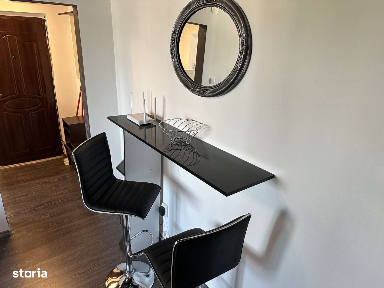 Apartament cu 2 camere de închiriat - Imagine principală: 4/10