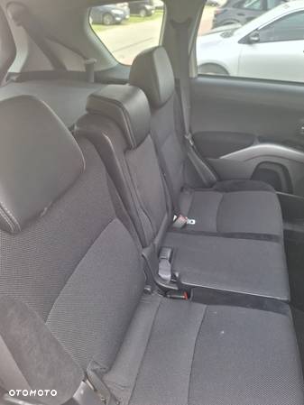 Mitsubishi Outlander 2.2 DID Instyle EU5 - 6