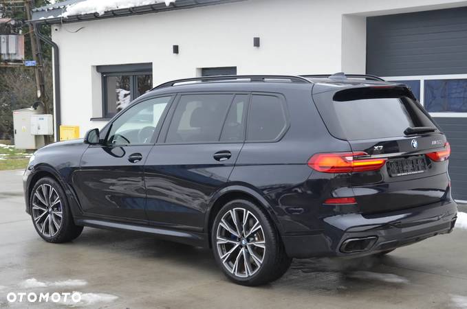 BMW X7 M50i sport - 9