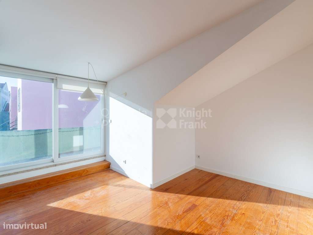 Apartamento T1 com terraço, nas Avenidas Novas - Grande imagem: 3/27