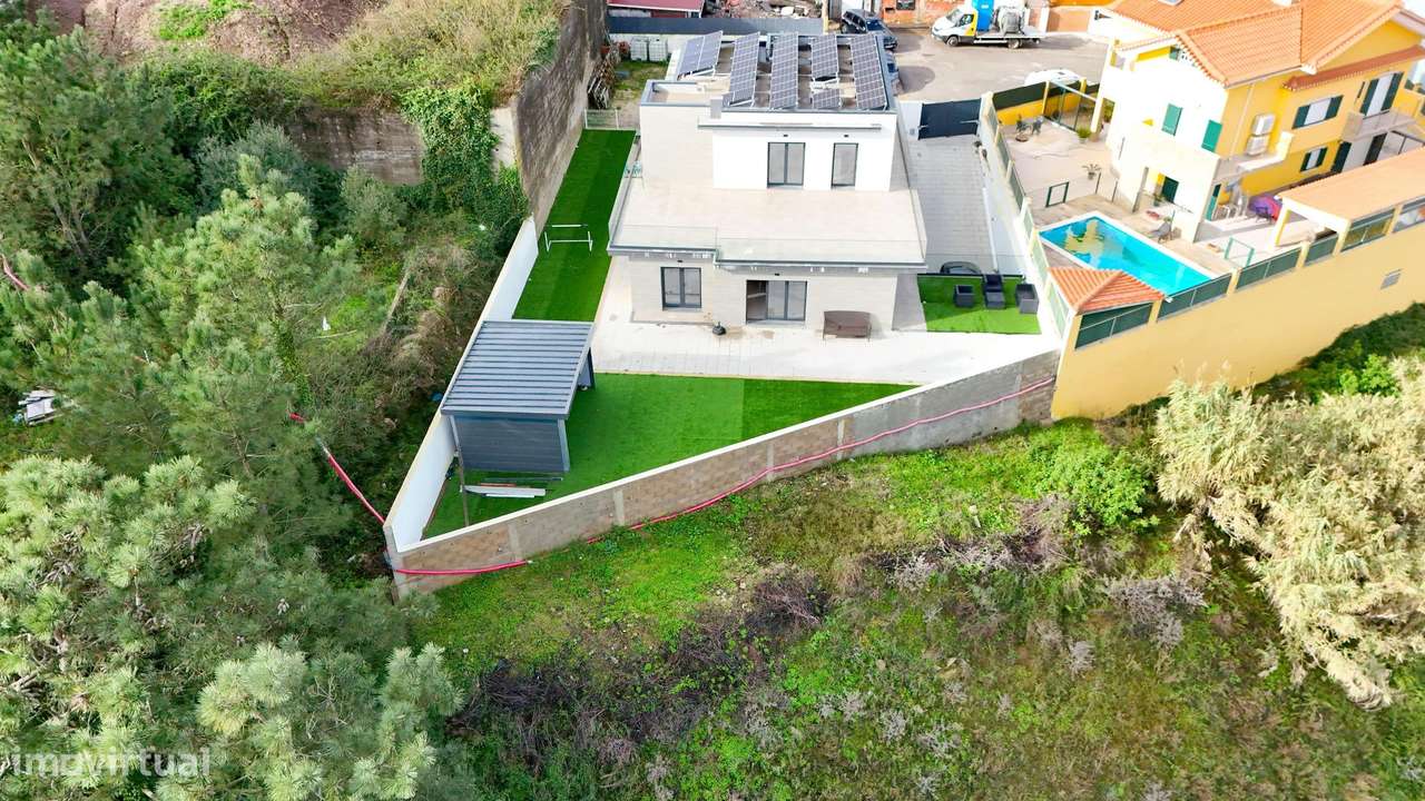 Moradia T4 na Serra de Casal de Cambra-45