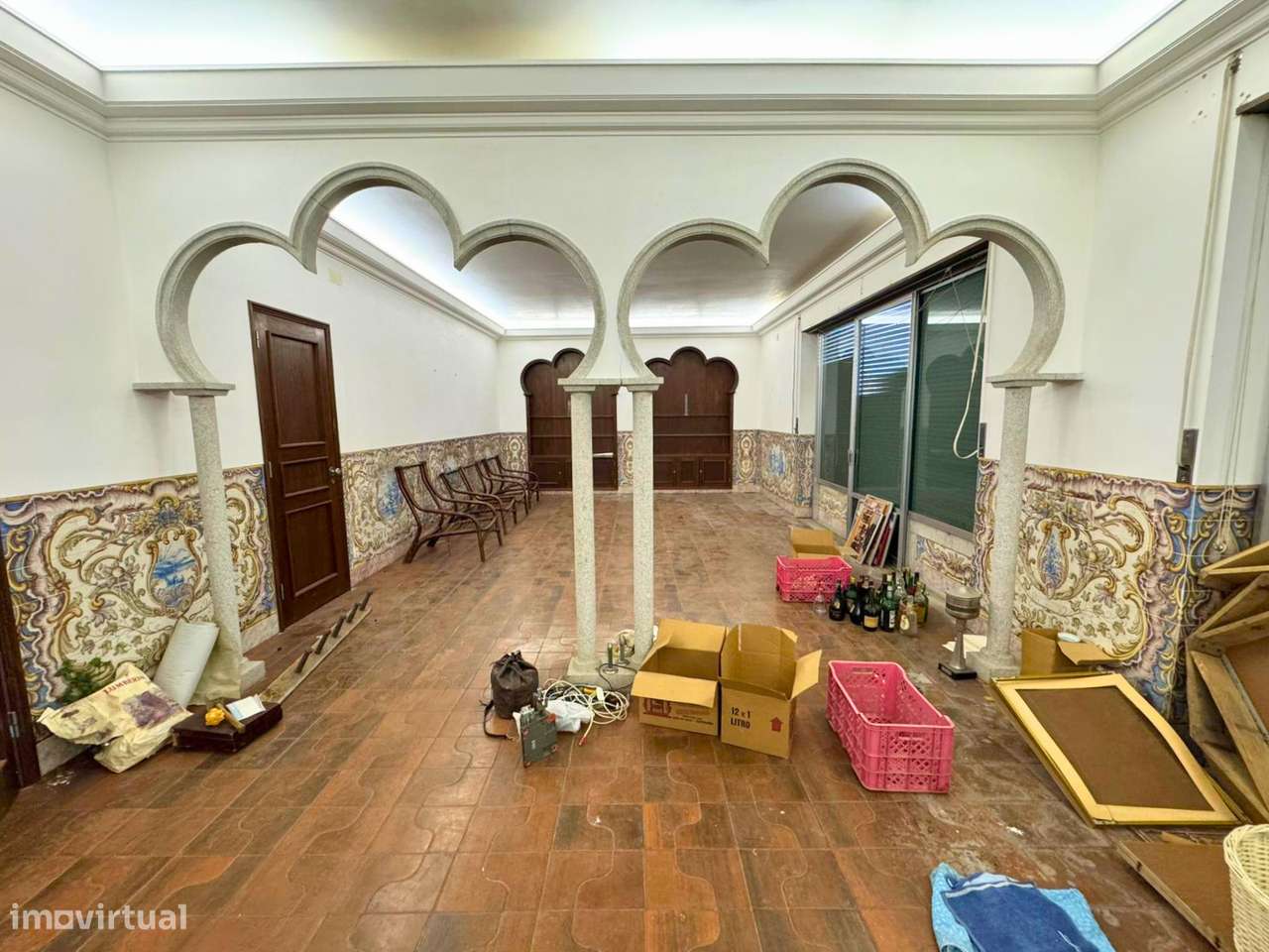 Moradia T5 situada na Azoia de Baixo - Grande imagem: 4/18