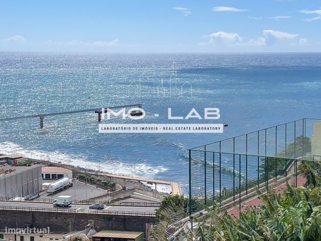 Terreno próximo ao Centro de Câmara de Lobos!-2