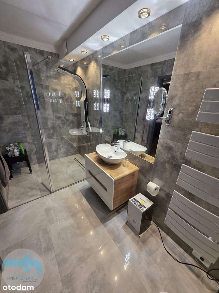 Wyjatkowa i niespotykana willa. Po generalnym remo-13