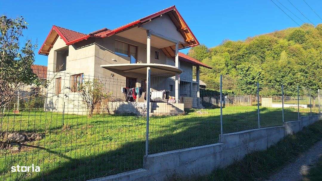 Casa de Vanzare Corbeni- Oestii- Arges-2