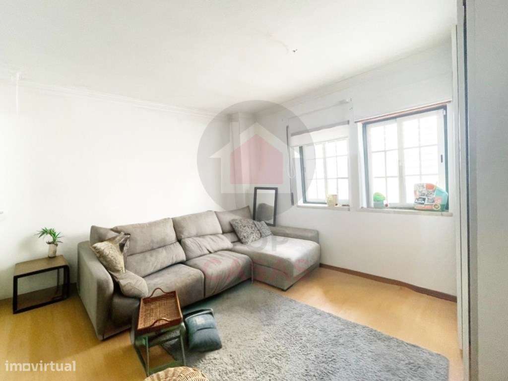 Moradia geminada no centro da Foz do Arelho-14