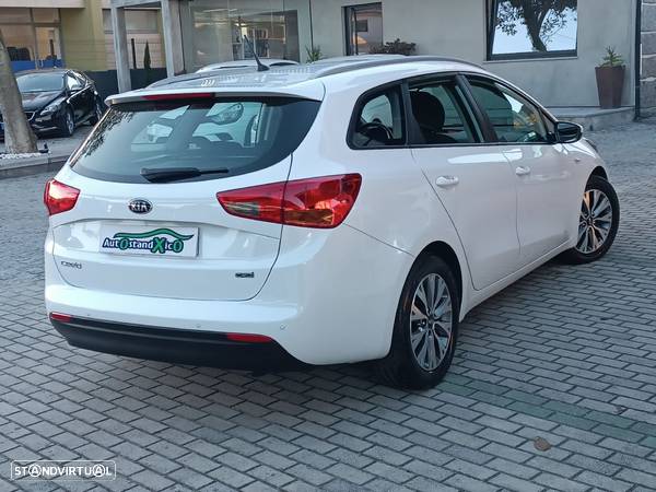 Kia Ceed SW 1.4 CRDi More Edition - 2