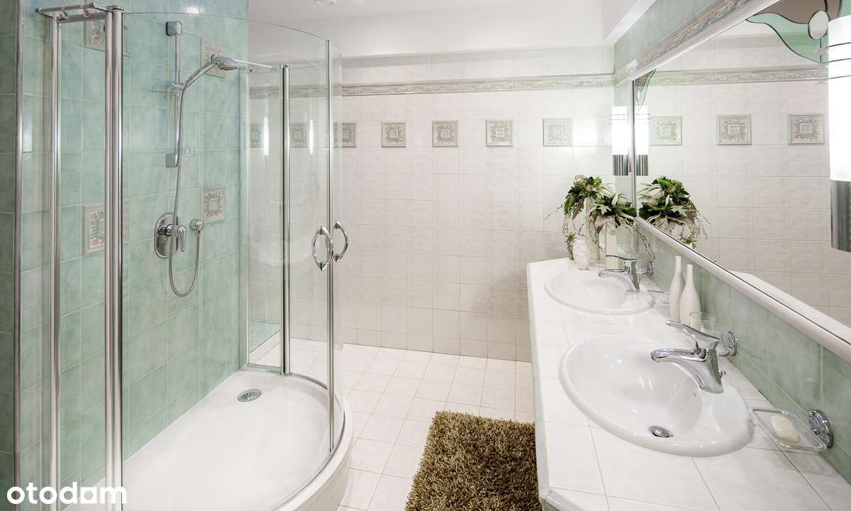 Dworek | Strefa SPA z basenem i kortem | 2,94 ha-14