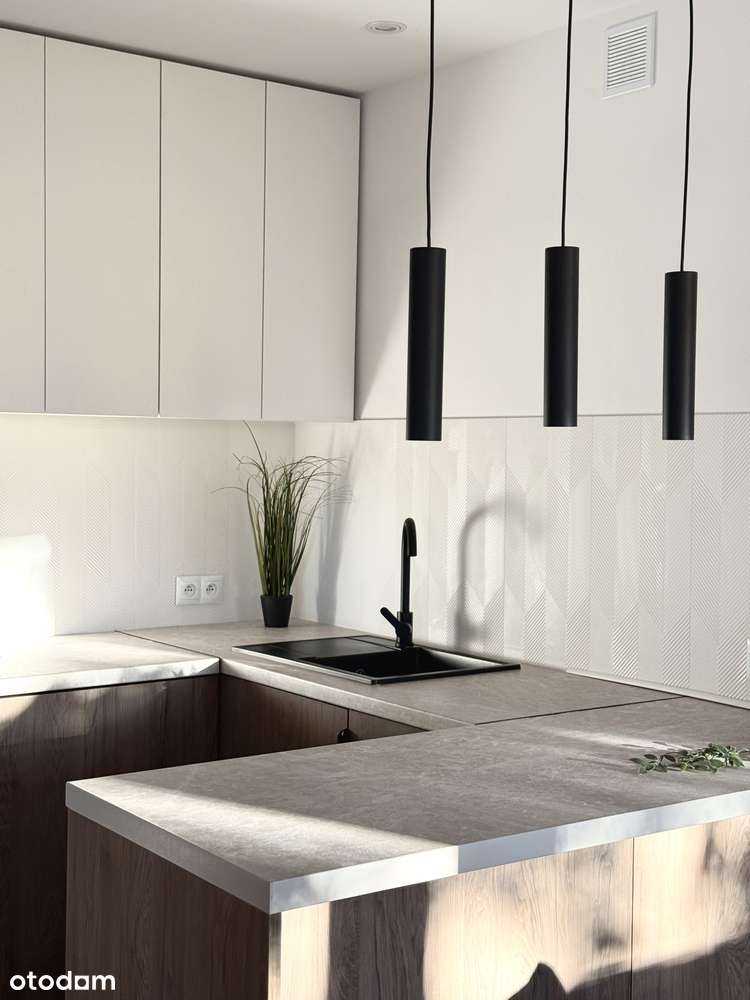 3pok z balkonem w niskim bloku |CZYNSZ 468zl |Miejsce postoj i Komórka - Pełny obrazek: 2/16