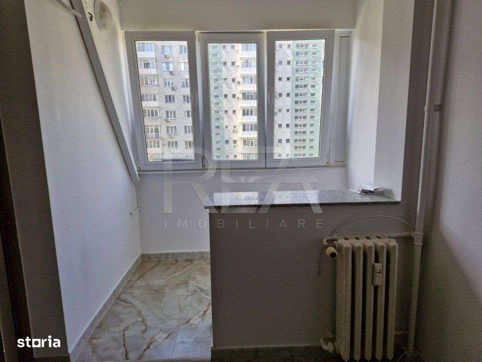 Garsoniera la 2 minute statia de metrou Dristor 2 - Imagine principală: 5/11