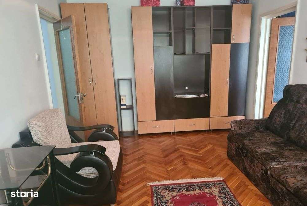 -  Apartament 2 camere confort 1, Calarasilor Viziru, etaj 3/4. - Imagine principală: 4/5