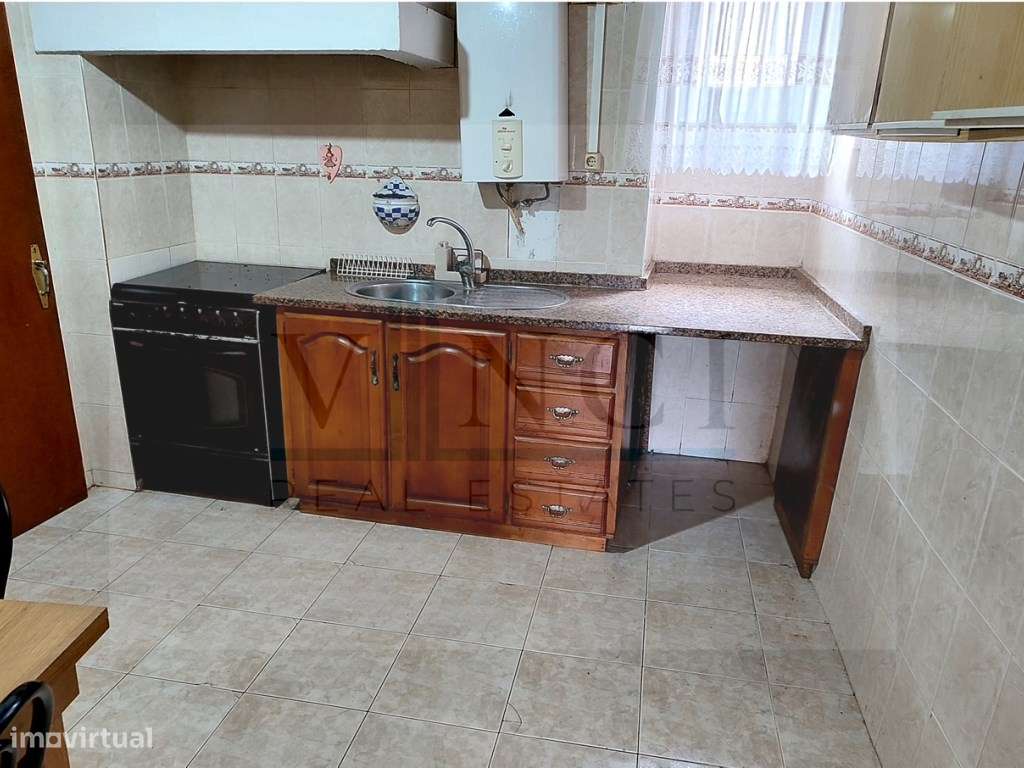 MORADIA EM ALDEIA SOSSEGADA A 35 MINUTOS DE LISBOA-3