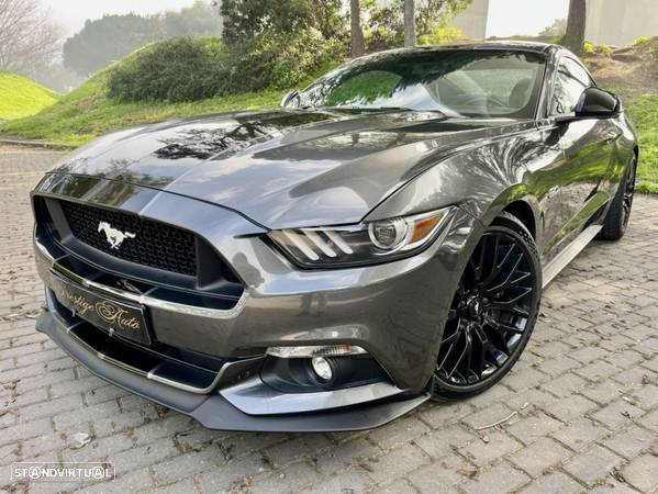 Ford Mustang - 14