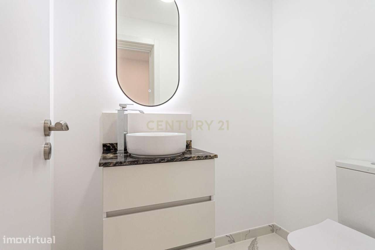 Moradia de charme totalmente renovada com vista aberta sobre vinhas e-12