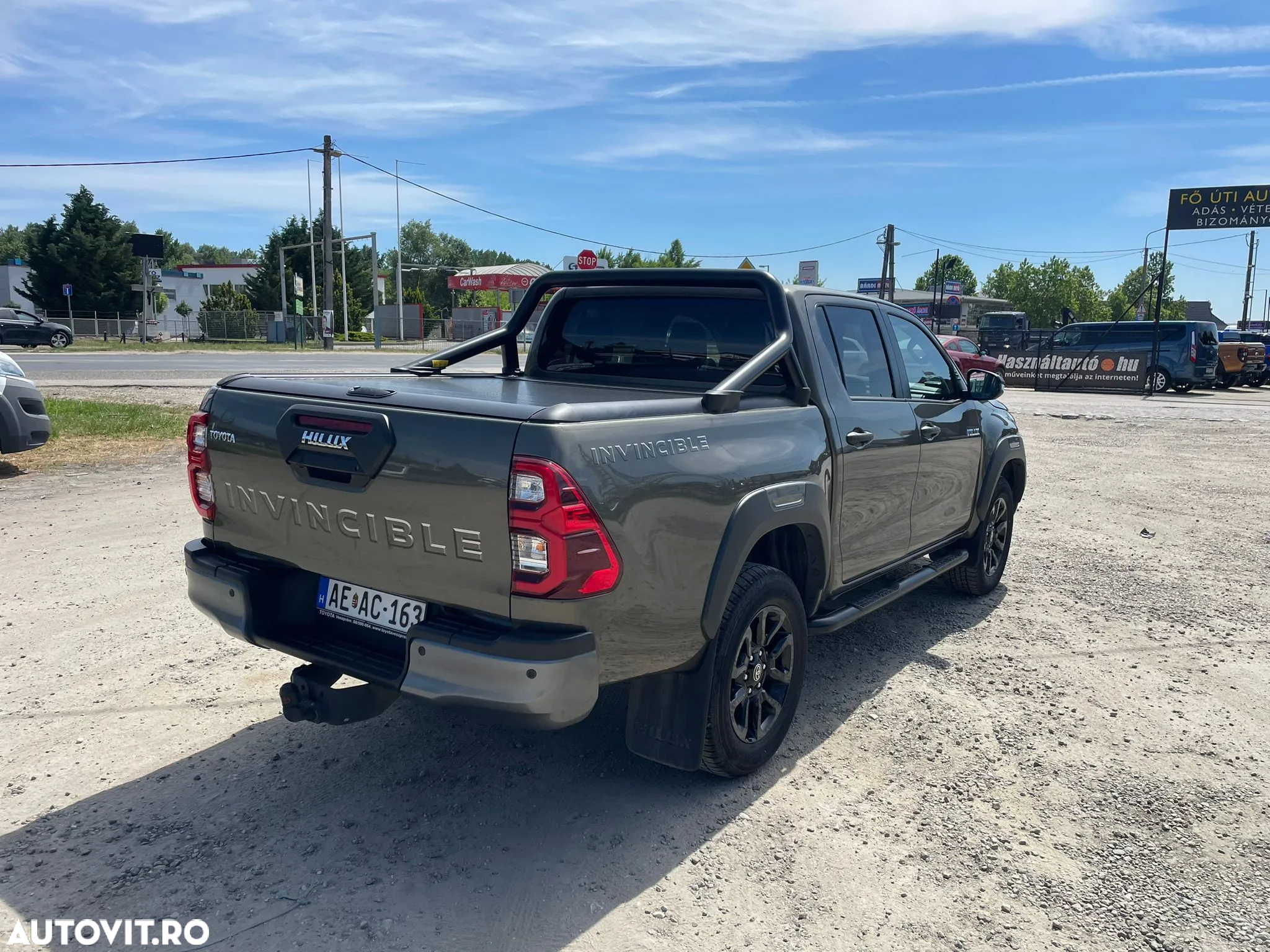 Toyota Hilux 2.8D 204CP 4x4 Double Cab AT Invincible - 6