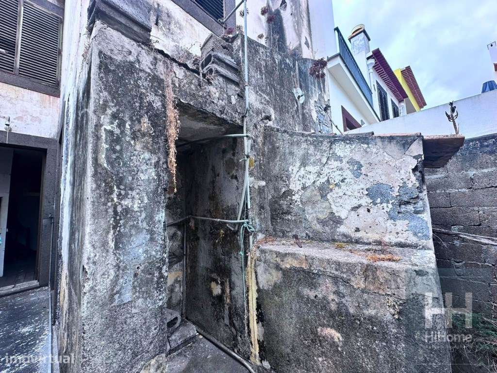 Prédio com projecto para 4 apartamentos no centro do Funchal-20