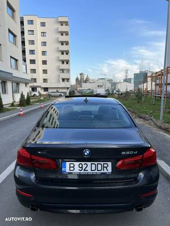 BMW Seria 5 530d xDrive Aut. Sport Line - 5