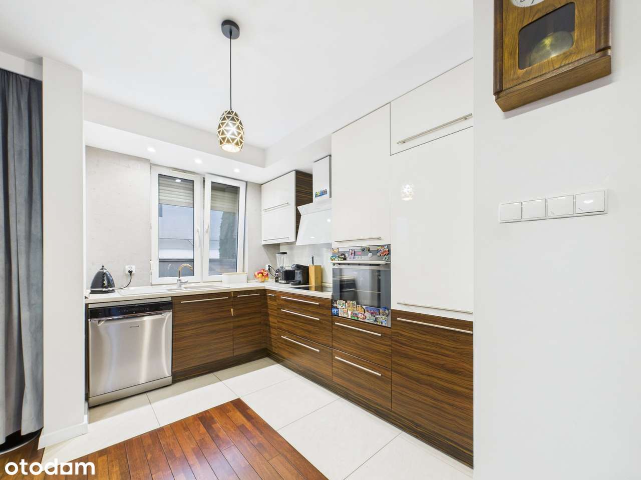 Etiuda apartament z 3 sypialniami z ogrodem i tarasem-1