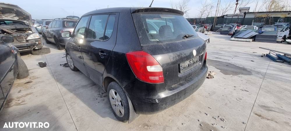 Dezmembrari  Skoda FABIA 2  2006  > 2014 1.2 Benzina - 4