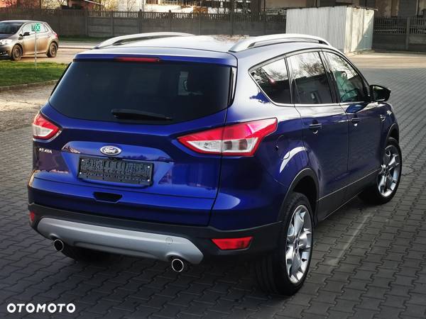 Ford Kuga 2.0 TDCi 2x4 Titanium - 5