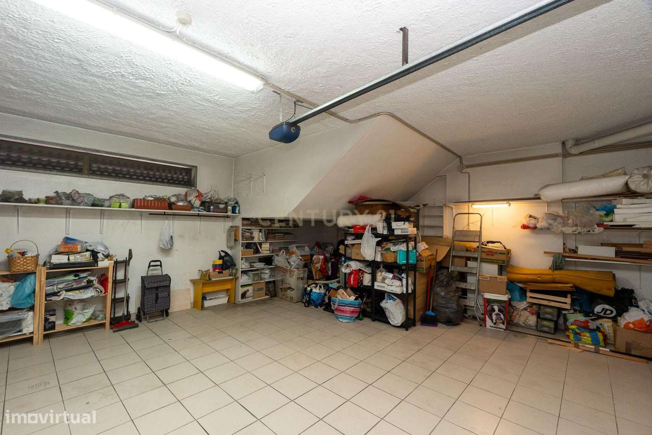 Fantástico T3, Na rua Abel Manta  em Odivelas-18