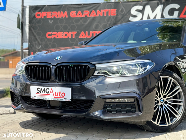 BMW Seria 5 520i AT - 36