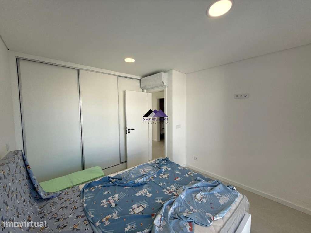 Moradia V3 com Garagem e Piscina a Estrear-58